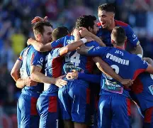 雷火体育app -纽卡斯尔迎荷甲关键赛，赛后调整名单，媒体盛赞，轮换策略成焦点的简单介绍